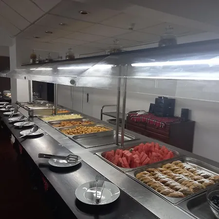 Carnival Отель 3*